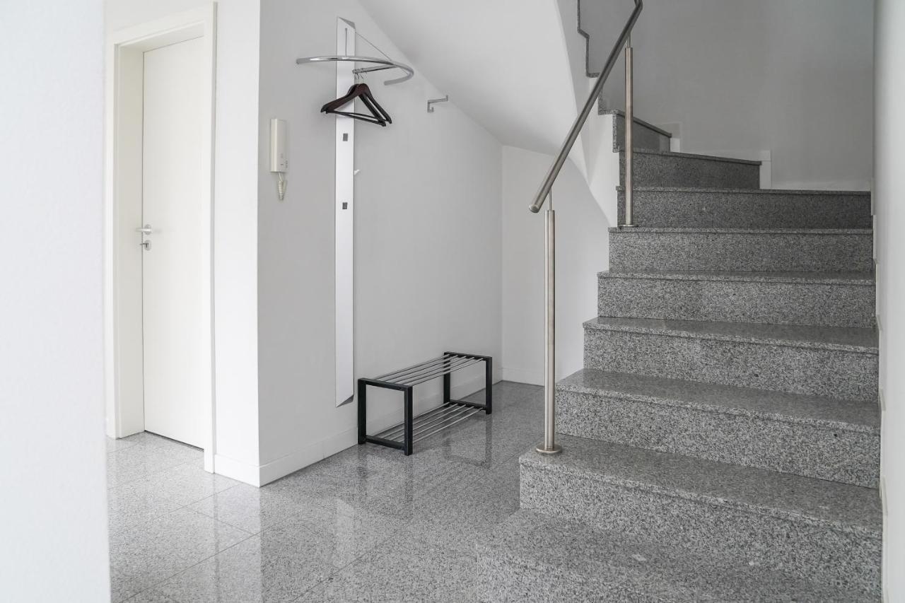 Modernes Stadthaus | Parkplatz | Wifi | Bad&Dusche | Kueche Hannover Exterior photo